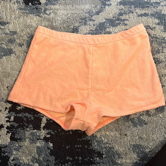 Peach terry  cloth triangl shorts - Picture 1 of 1